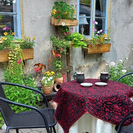 Villa Ou Apartments Parnawa Zewnętrze zdjęcie
