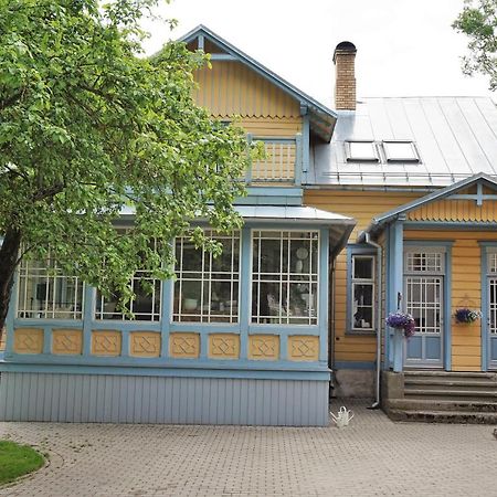 Villa Ou Apartments Parnawa Zewnętrze zdjęcie