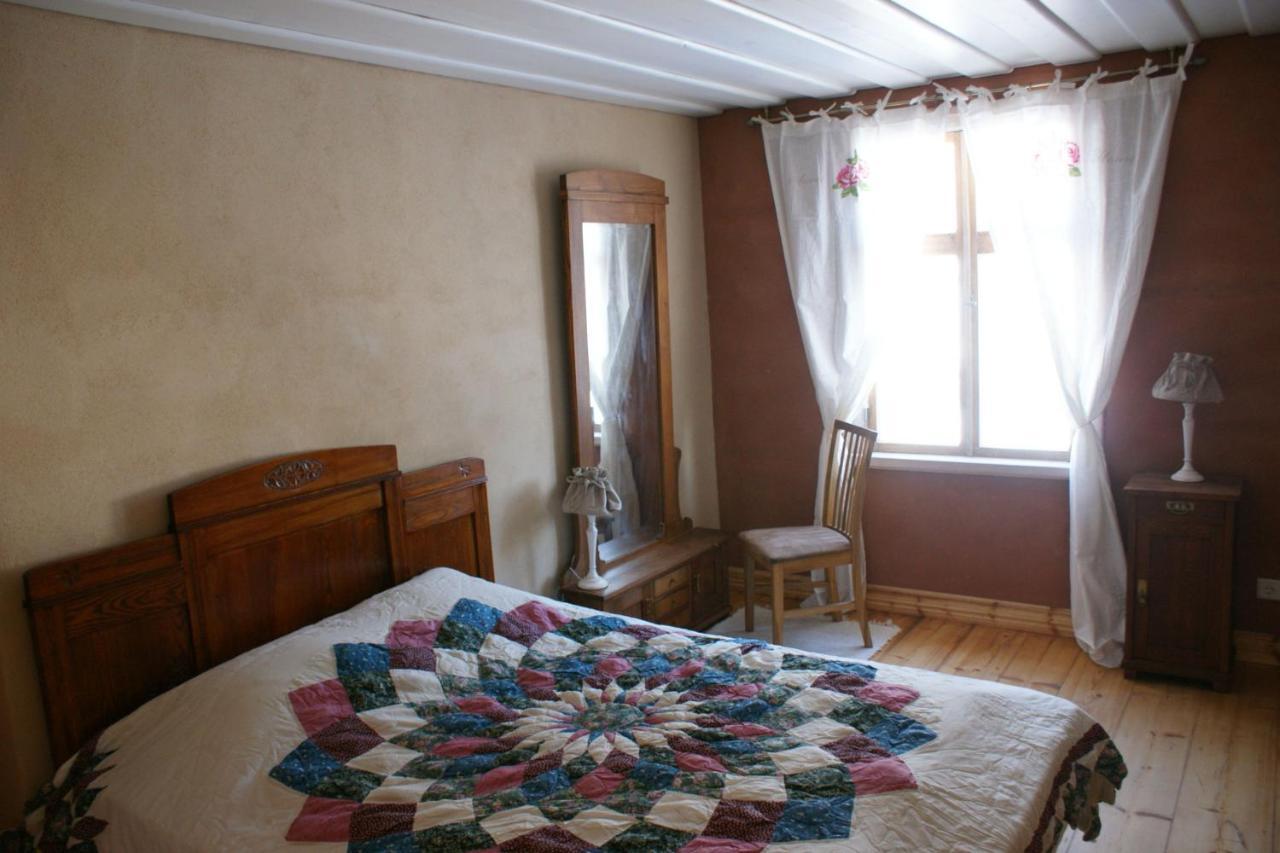 Villa Ou Apartments Parnawa Zewnętrze zdjęcie
