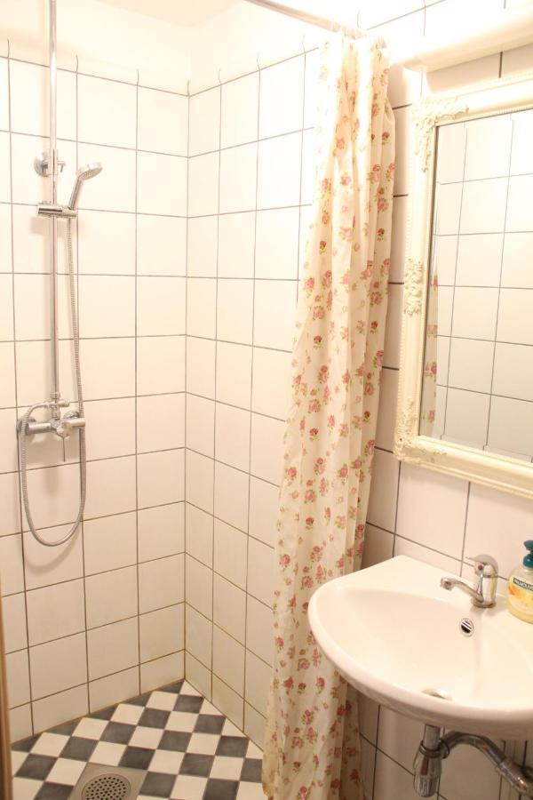 Villa Ou Apartments Parnawa Zewnętrze zdjęcie